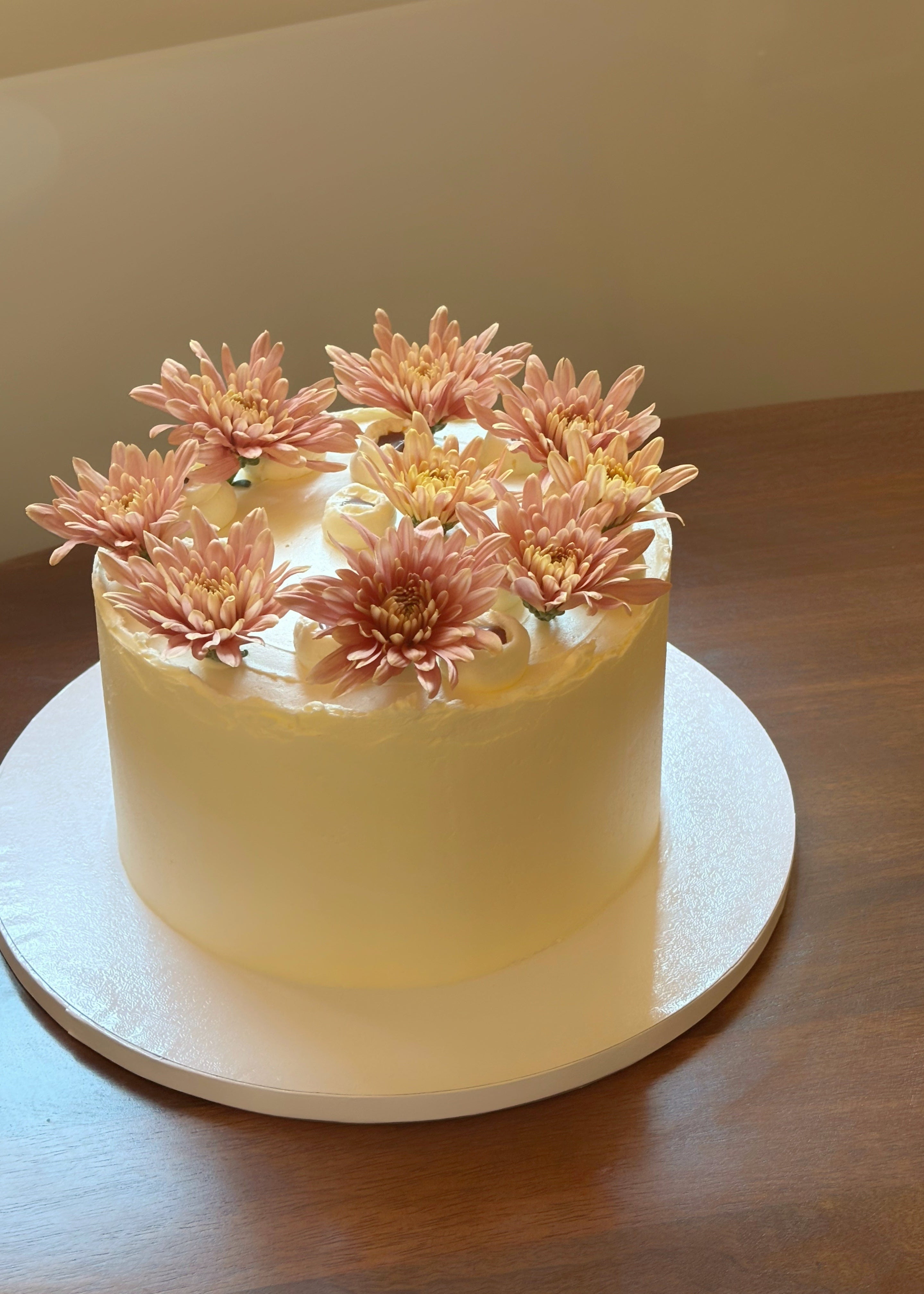 2 layer sponge filled and covered in buttercream